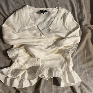 Forever 21 White Ruffled Button Down Cardigan Size Large